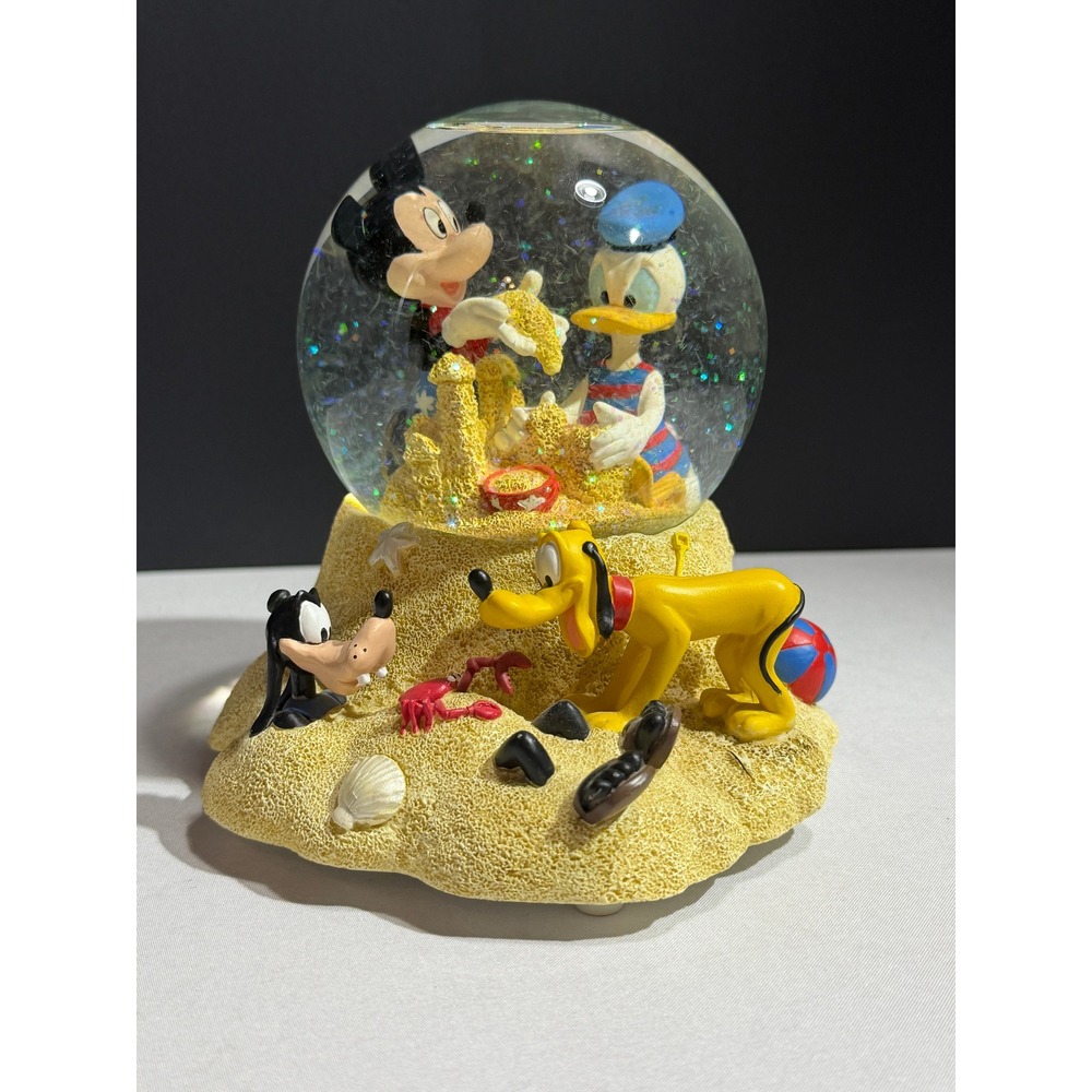 Disney Mickey Mouse Donald Duck Beach Sandcastle Musical Snow Globe Pluto Goofy